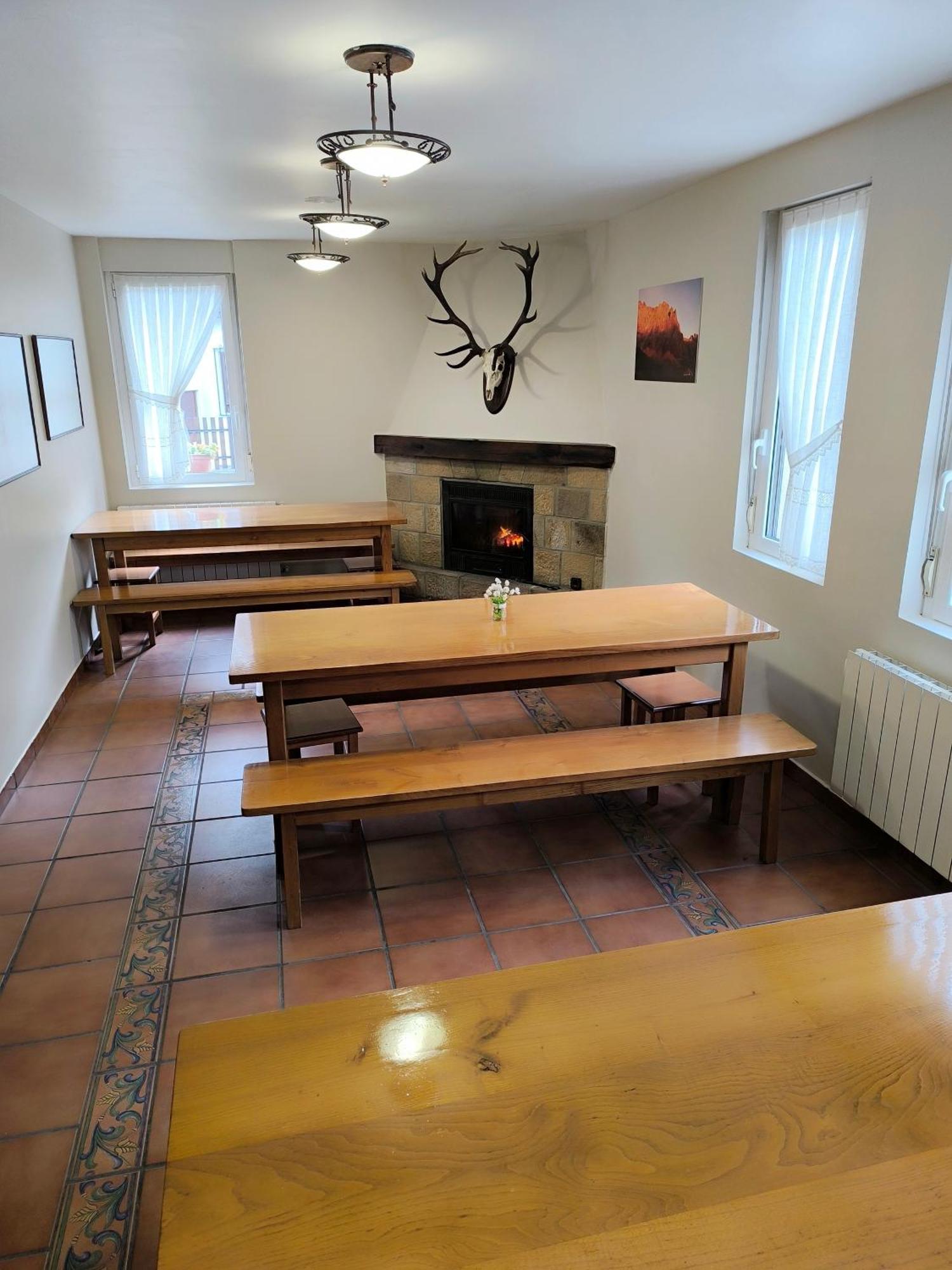 Albergue Turistico Briz Espinama Εξωτερικό φωτογραφία